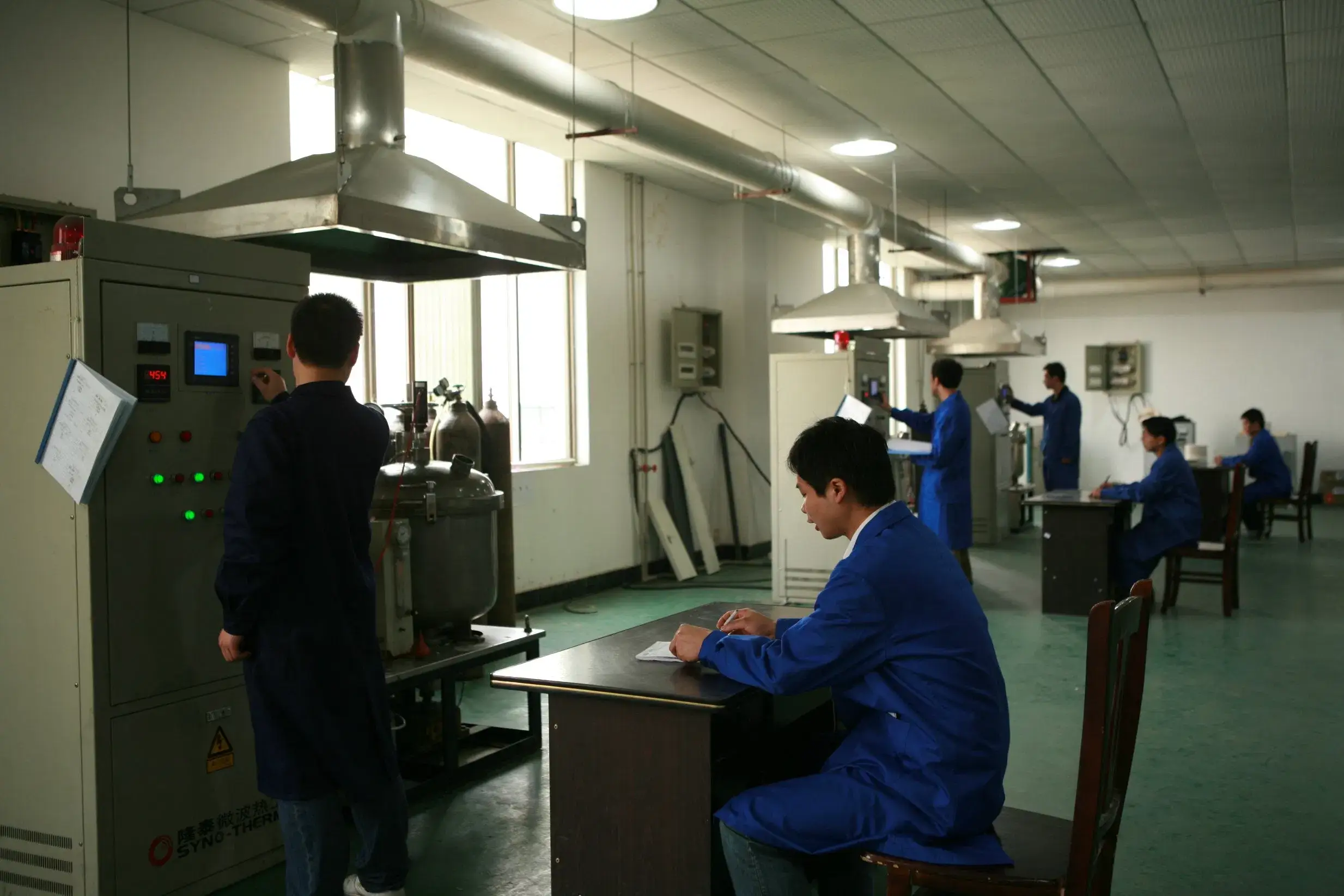 Cơ sở kỹ thuật chính xác để sản xuất Lò Ống